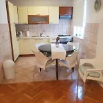 Ruzica * Makarska